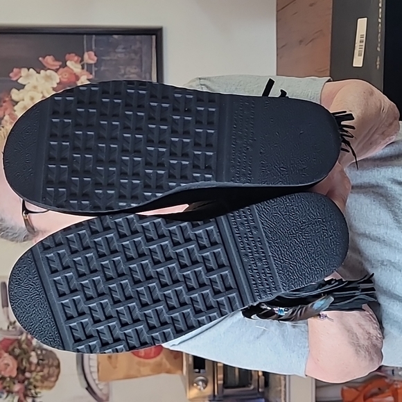 Koolaburra black shearling boots size 9 - Picture 5 of 5